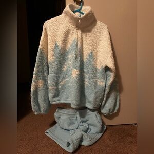 Gilly Hicks Winter Lounge Set